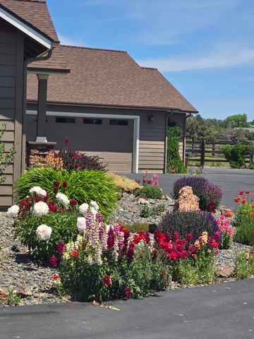 2305 NE Wilcox Avenue, Terrebonne, OR 97760