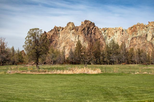 2305 NE Wilcox Avenue, Terrebonne, OR 97760