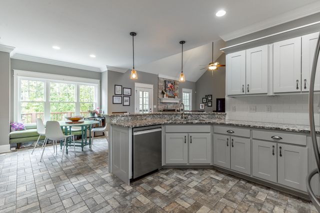 11283 Bent Creek Drive, Soddy Daisy, TN 37379