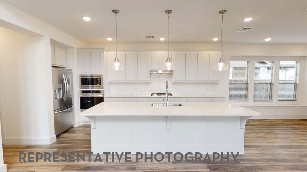 1665 Cornwall Avenue, Fort Worth, TX 76052 — photo 2