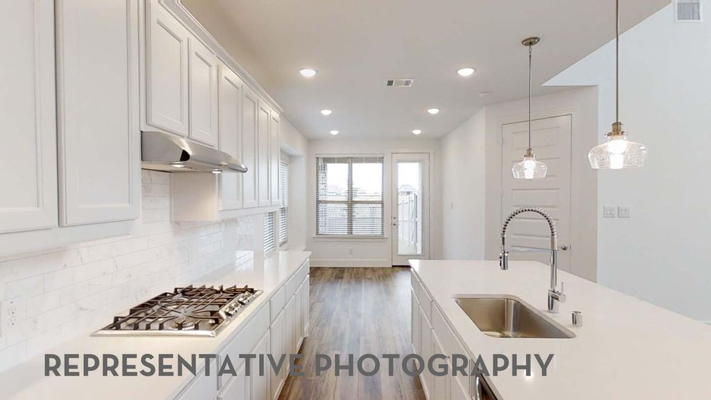 1665 Cornwall Avenue, Fort Worth, TX 76052 — photo 4