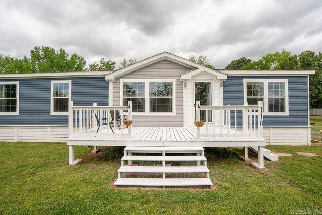 110 Roberson Dr, Pleasant Plains, AR 72568