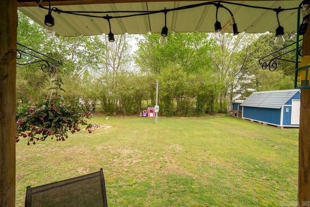 110 Roberson Dr, Pleasant Plains, AR 72568