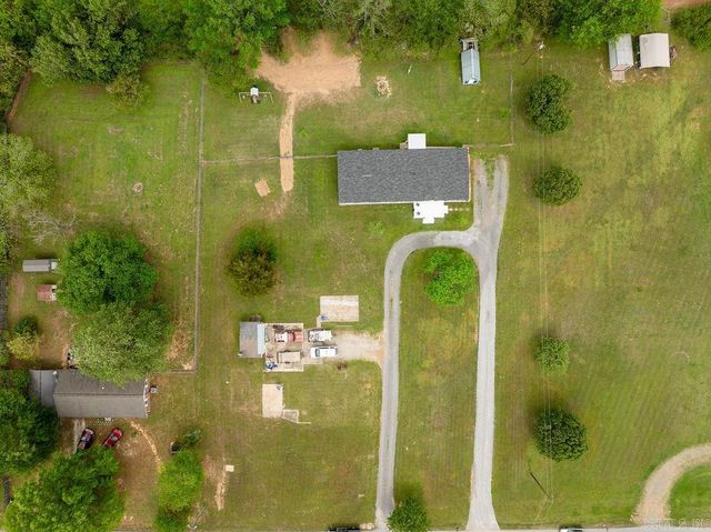 110 Roberson Dr, Pleasant Plains, AR 72568
