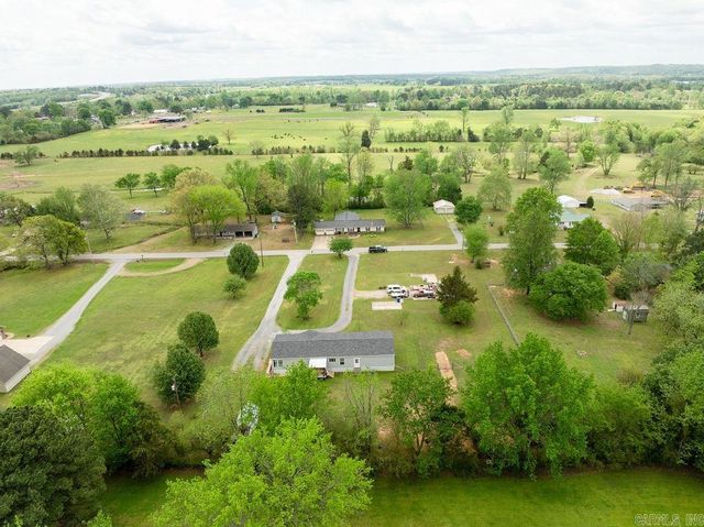 110 Roberson Dr, Pleasant Plains, AR 72568