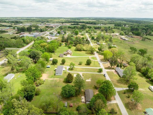 110 Roberson Dr, Pleasant Plains, AR 72568