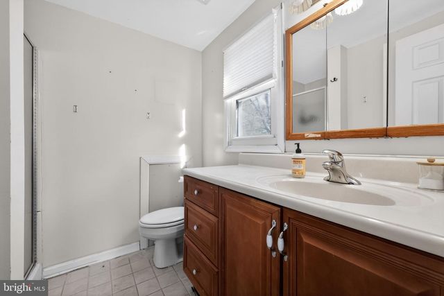 38 WALNUT ST, Williamstown, NJ 08094