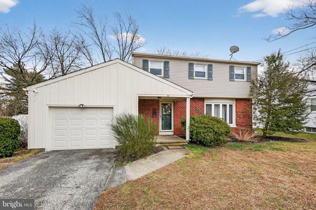 38 WALNUT ST, Williamstown, NJ 08094