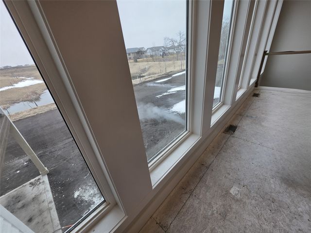 16211 Sharon Drive, Urbandale, IA 50323