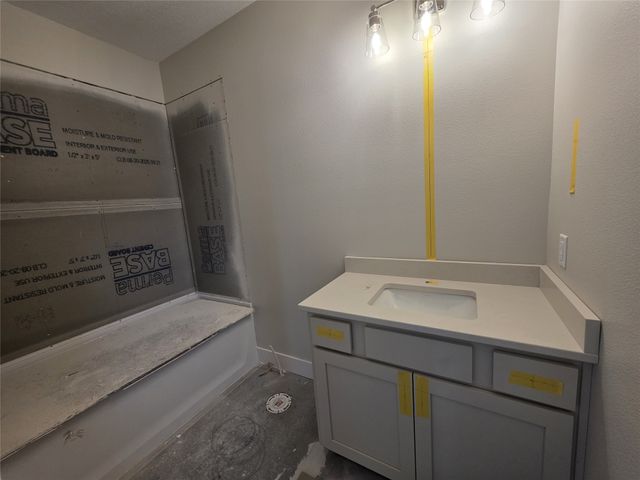 16211 Sharon Drive, Urbandale, IA 50323