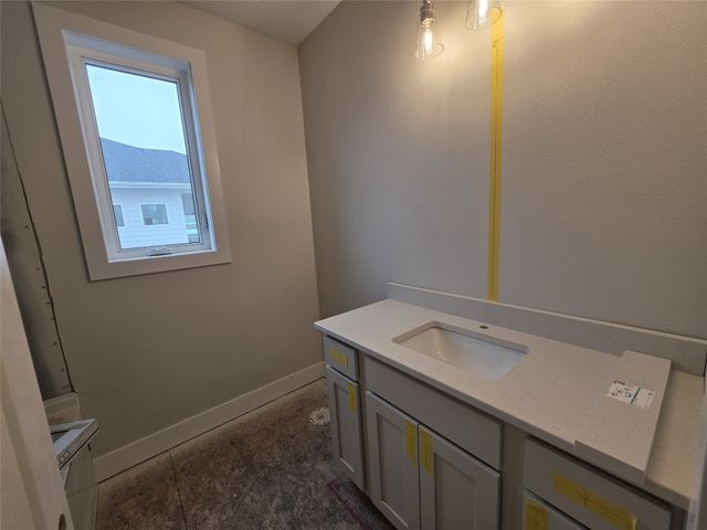 16211 Sharon Drive, Urbandale, IA 50323