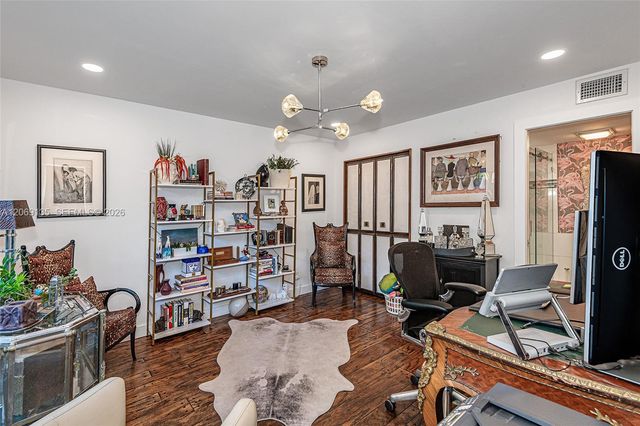 806 Saint Andrews Road 13, Hollywood, FL 33021