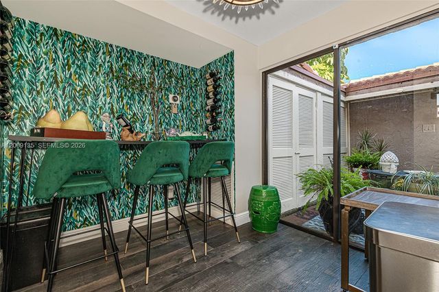 806 Saint Andrews Road 13, Hollywood, FL 33021