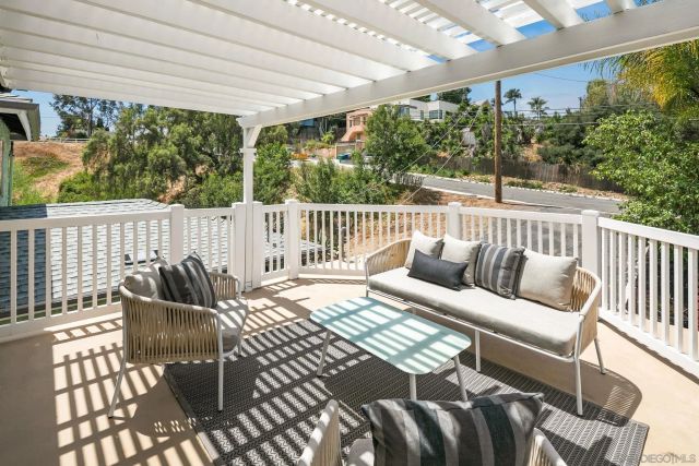 1641 31st, San Diego, CA 92102