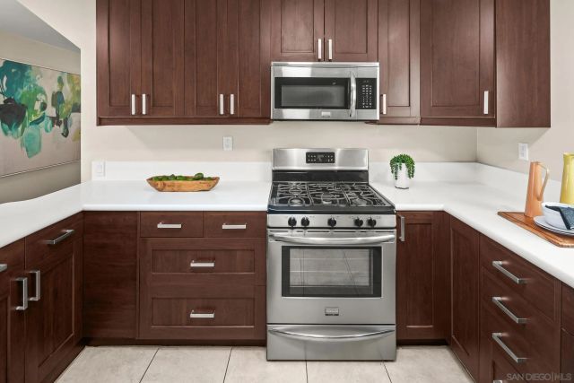 1641 31st, San Diego, CA 92102