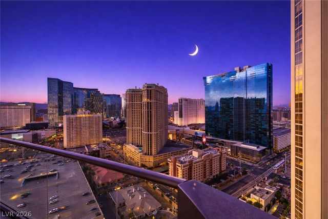 135 East HARMON Avenue 1817, Las Vegas, NV 89109