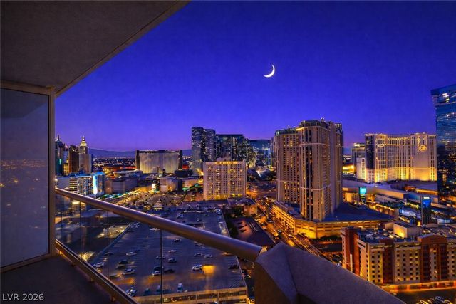 135 East HARMON Avenue 1817, Las Vegas, NV 89109