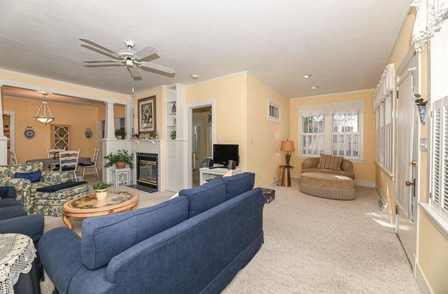 2350 South Shore DRIVE, Delavan, WI 53115