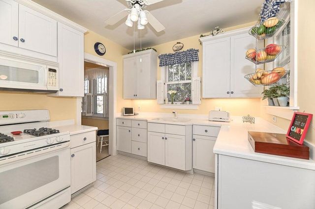 2350 South Shore DRIVE, Delavan, WI 53115