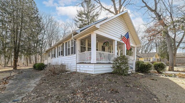 2350 South Shore DRIVE, Delavan, WI 53115