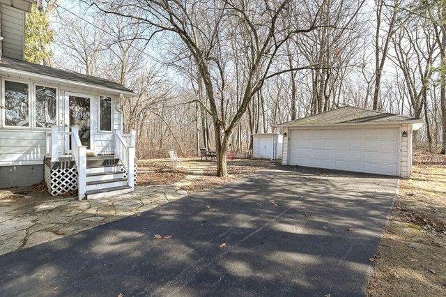 2350 South Shore DRIVE, Delavan, WI 53115
