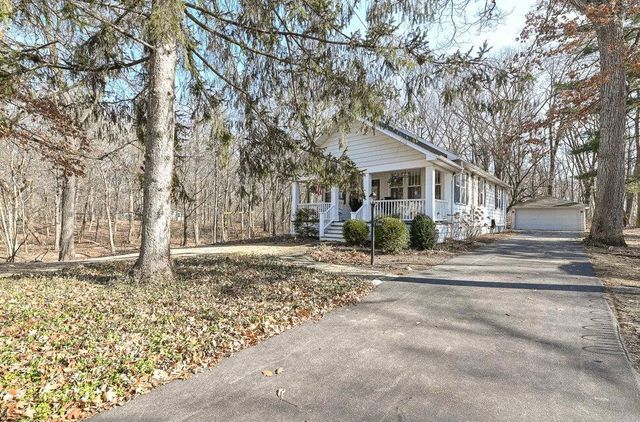 2350 South Shore DRIVE, Delavan, WI 53115