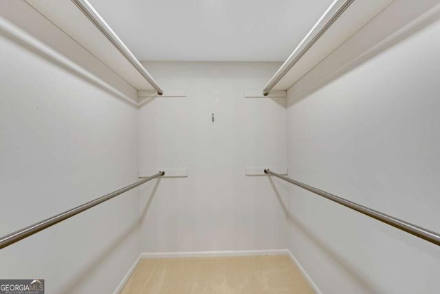 126 E Lake Drive, Roswell, GA 30075