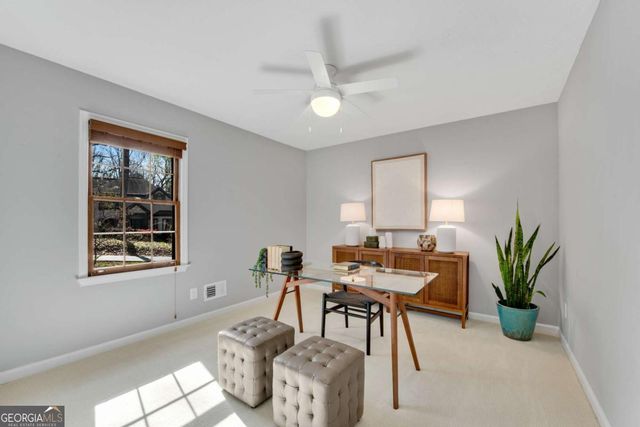 126 E Lake Drive, Roswell, GA 30075