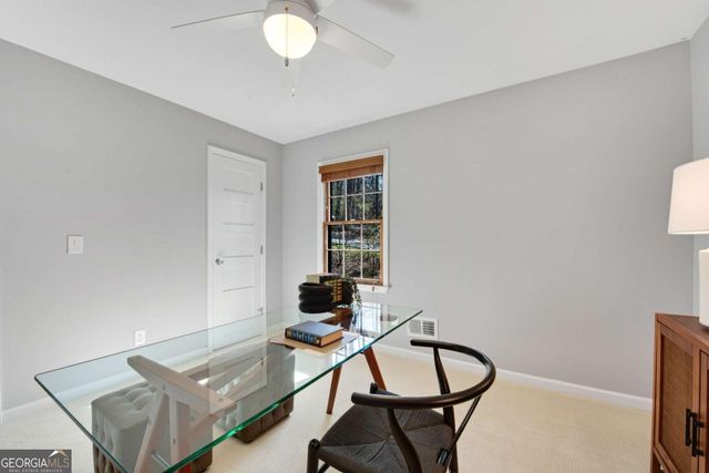 126 E Lake Drive, Roswell, GA 30075