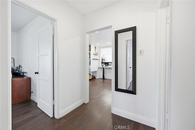 1926 W 18th Street, Santa Ana, CA 92706
