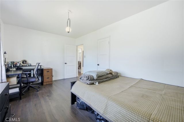 1926 W 18th Street, Santa Ana, CA 92706