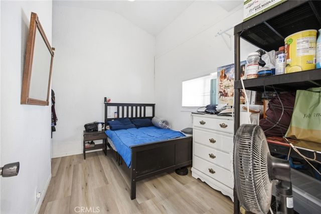 1926 W 18th Street, Santa Ana, CA 92706