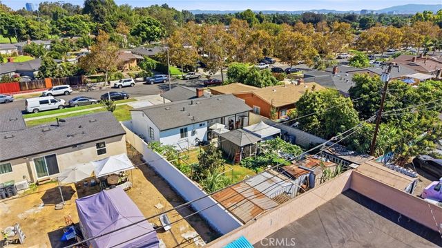 1926 W 18th Street, Santa Ana, CA 92706