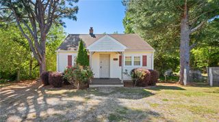 1847 Lower Hopedale Road, Burlington, NC 27217