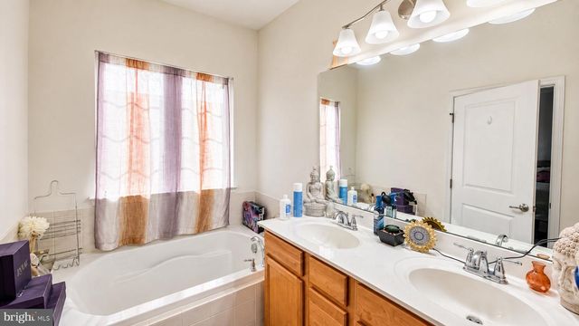 610 CHANCE PL, Capitol Heights, MD 20743