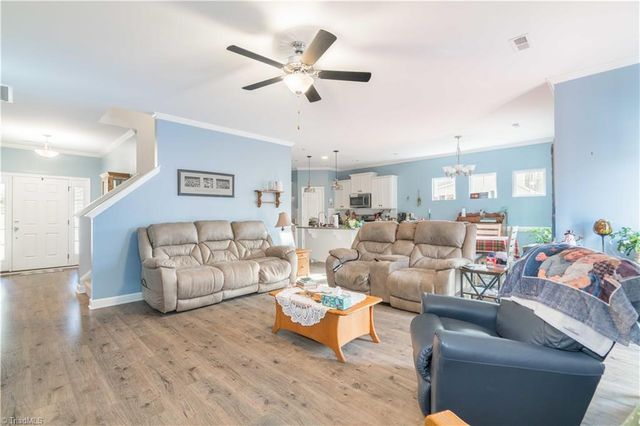 1728 Valley Brook Court, Clemmons, NC 27012