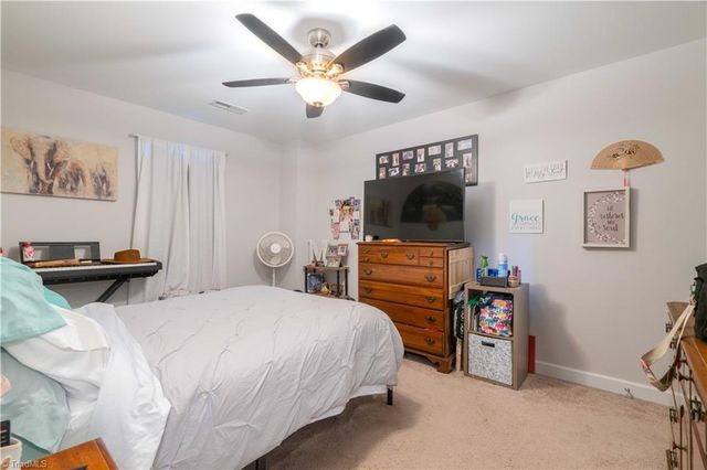 1728 Valley Brook Court, Clemmons, NC 27012