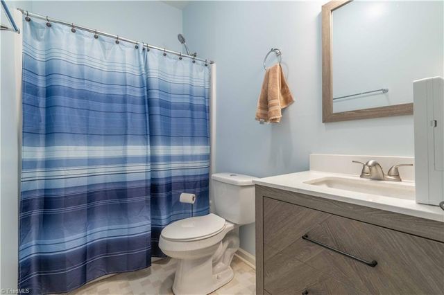 1728 Valley Brook Court, Clemmons, NC 27012