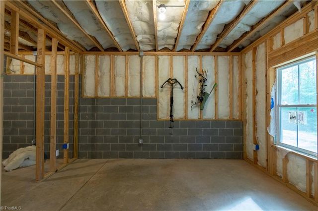1728 Valley Brook Court, Clemmons, NC 27012