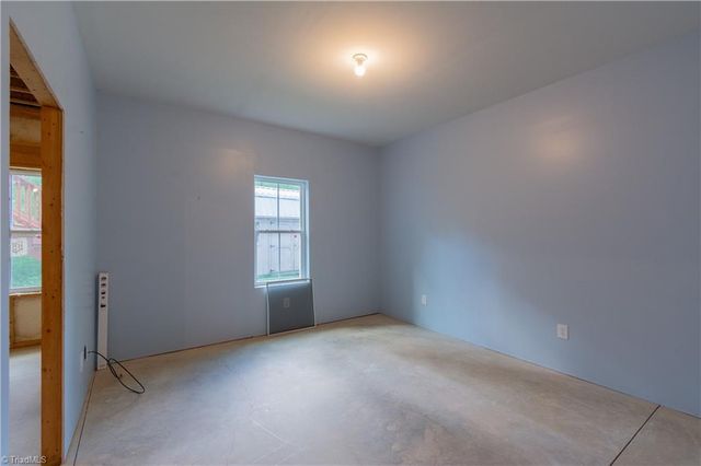 1728 Valley Brook Court, Clemmons, NC 27012