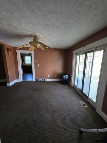 3012 Emmet Street, Omaha, NE 68111