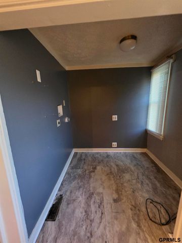 3012 Emmet Street, Omaha, NE 68111