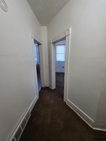 3012 Emmet Street, Omaha, NE 68111