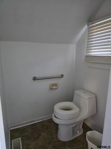 3012 Emmet Street, Omaha, NE 68111