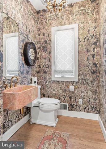 1075 GREEN VALLEY RD, Bryn Mawr, PA 19010