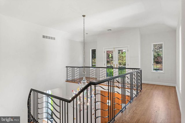1075 GREEN VALLEY RD, Bryn Mawr, PA 19010