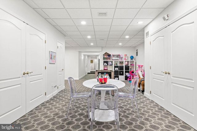 1075 GREEN VALLEY RD, Bryn Mawr, PA 19010
