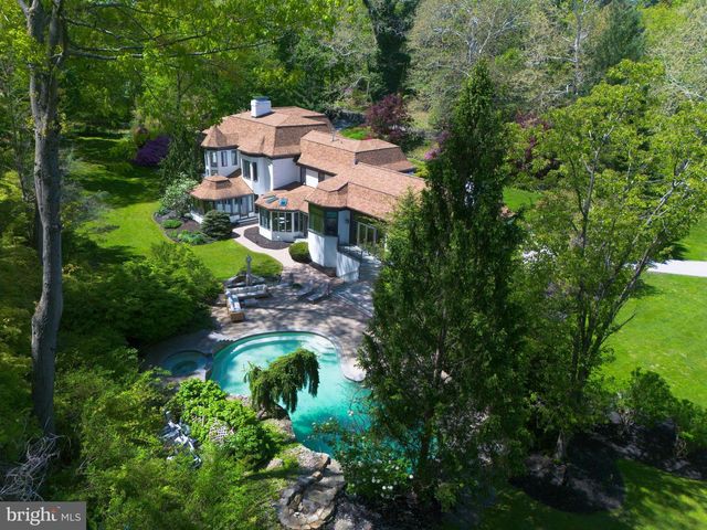 1075 GREEN VALLEY RD, Bryn Mawr, PA 19010
