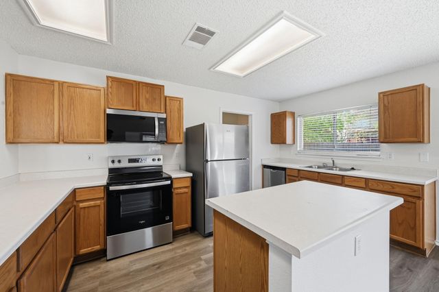 17808 Grener CV, Pflugerville, TX 78660