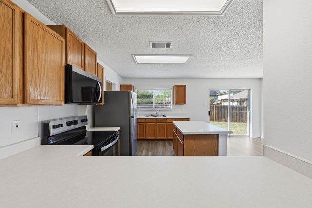 17808 Grener CV, Pflugerville, TX 78660